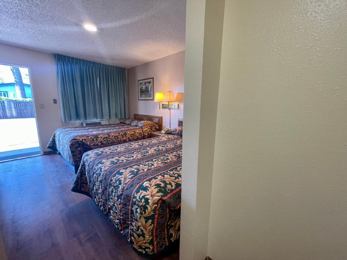 Regency Inn Lakeport Kültér fotó