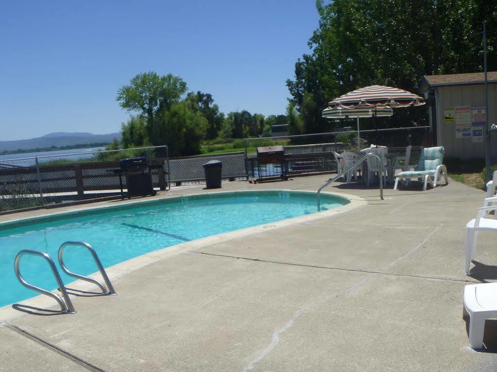 Regency Inn Lakeport Kültér fotó